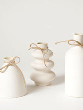White premium vases - Decor Things